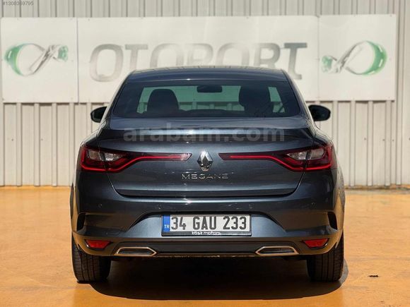 KÖŞK'TEN 2022 RENAULT MEGANE JOY 1.3 TCE DÜŞÜK KM