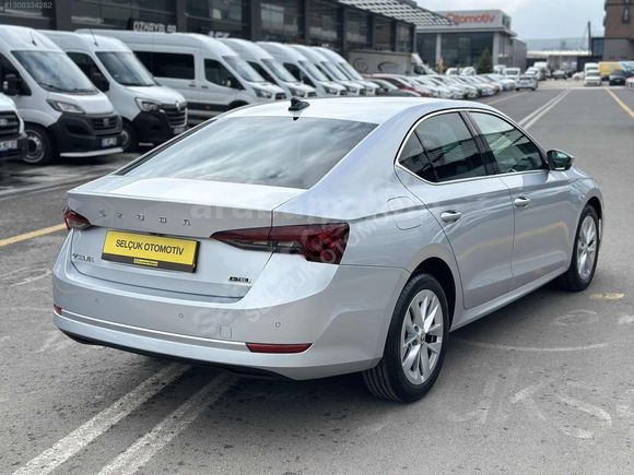 2023 Skoda Octavia 1.5 e-Tec Premium Hatasız 41.000 Km'de