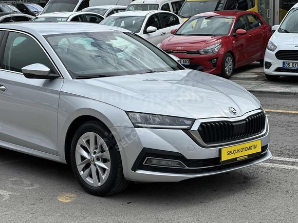 2023 Skoda Octavia 1.5 e-Tec Premium Hatasız 41.000 Km'de