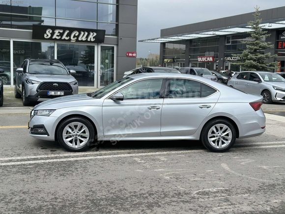 2023 Skoda Octavia 1.5 e-Tec Premium Hatasız 41.000 Km'de