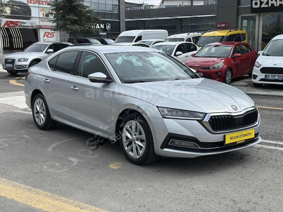 2023 Skoda Octavia 1.5 e-Tec Premium Hatasız 41.000 Km'de