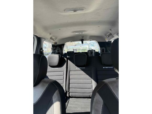 Sahibinden Dacia Lodgy 1.5 BlueDCI Stepway 2020 Model 
