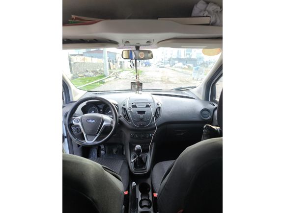 Galeriden Ford Tourneo Courier 1.5 TDCi Delux 2019 Model