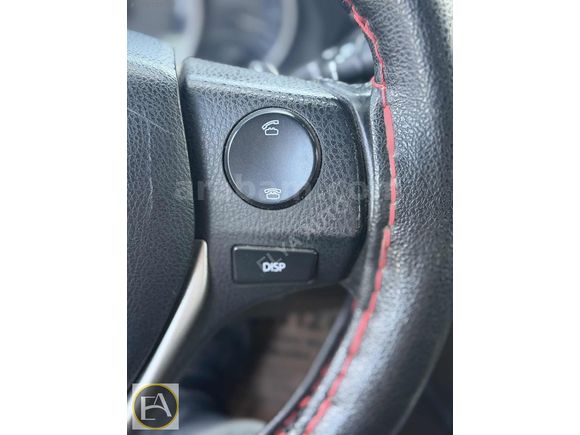 ELYA'DAN 2014 1.4D-4D TOUCH DiZEL OTOMATiK TOYOTA COROLLA