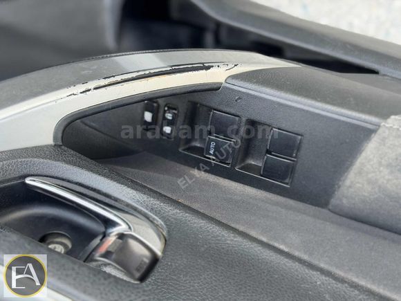 ELYA'DAN 2014 1.4D-4D TOUCH DiZEL OTOMATiK TOYOTA COROLLA