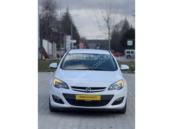 ÖZDEN OTOMOTİV'DEN OPEL ASTIRA 1.6 EDİTİON PLUS 140.000KM