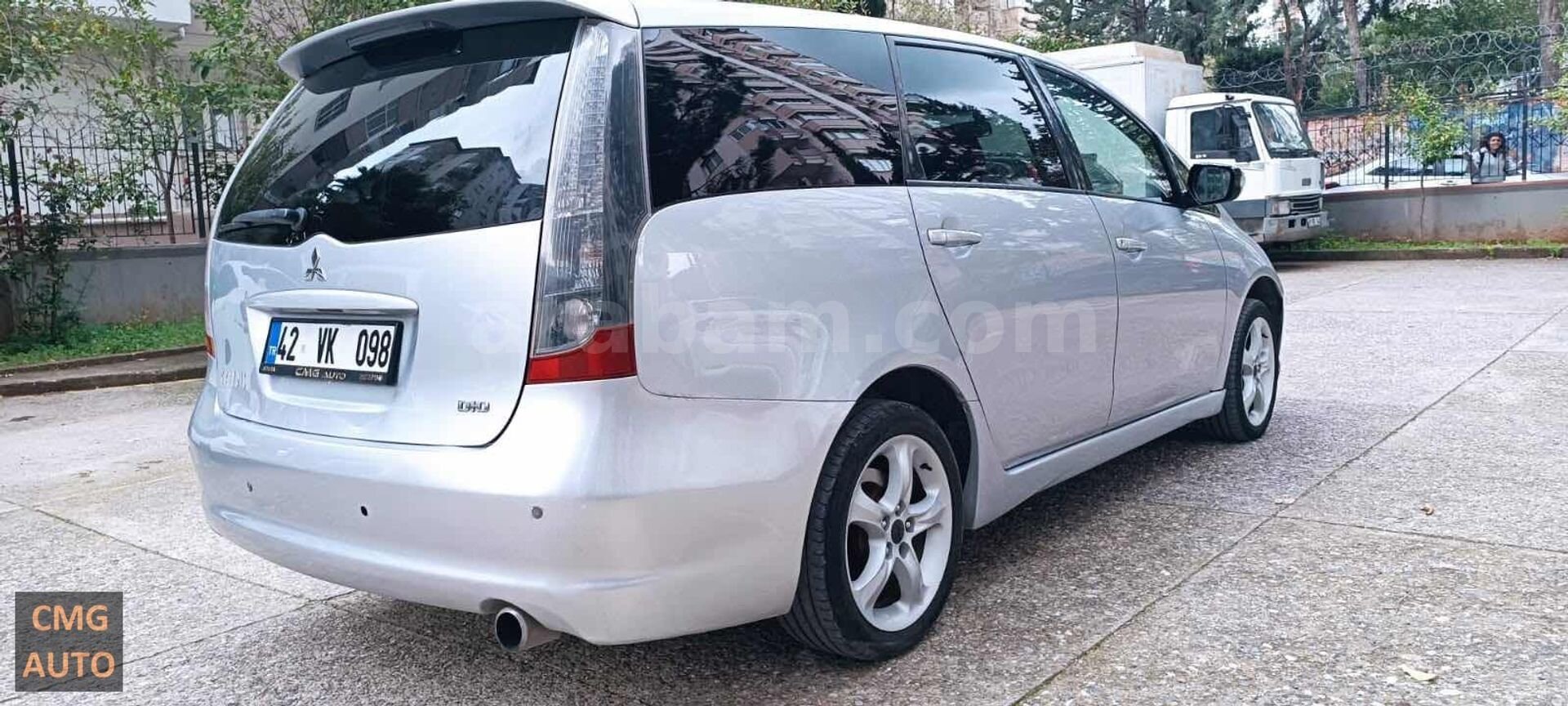 Galeriden Mitsubishi Grandis 2.0 DI-D 2006 Model Adana 444.000 km Gri 6