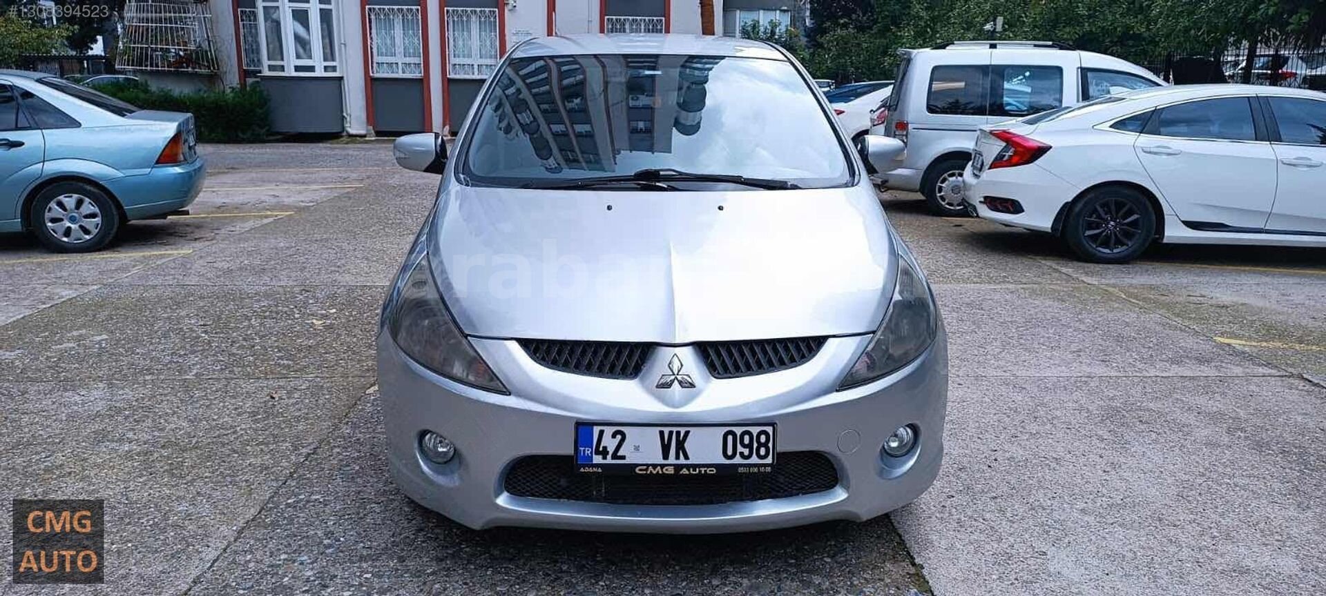 Galeriden Mitsubishi Grandis 2.0 DI-D 2006 Model Adana 444.000 km Gri 5