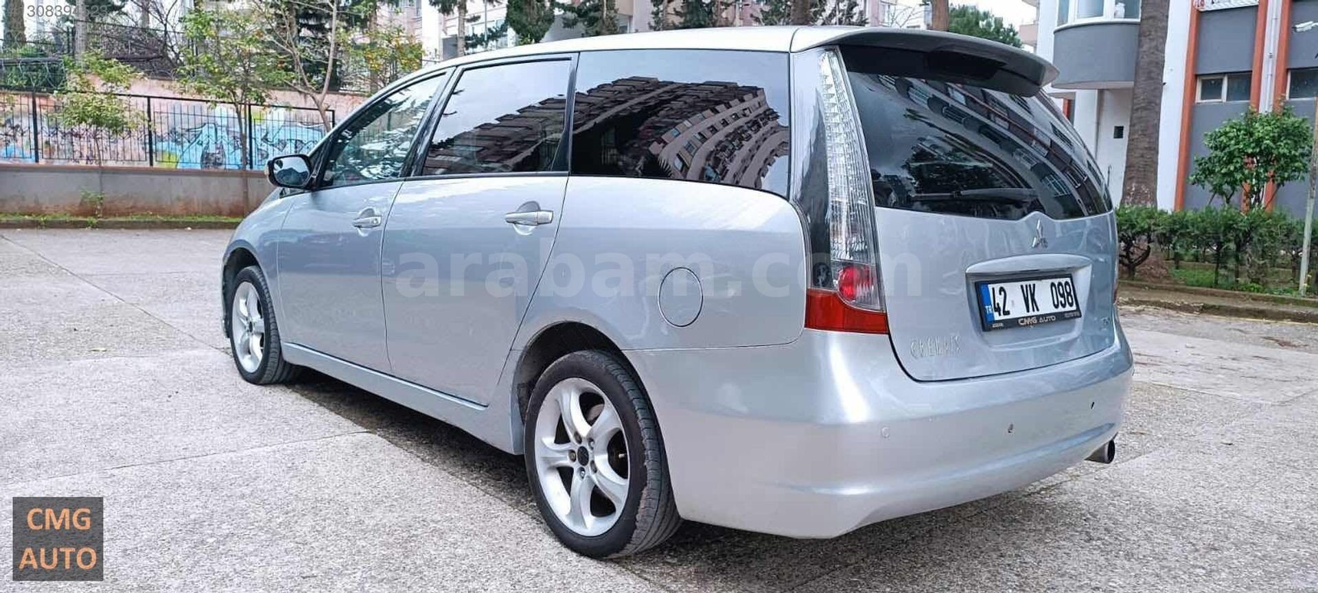 Galeriden Mitsubishi Grandis 2.0 DI-D 2006 Model Adana 444.000 km Gri 3