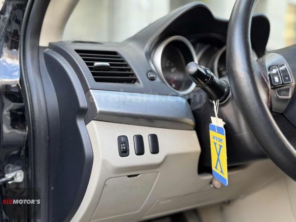 2.SAHİBİNDEN LANCER 2011 MODEL 1.5 İNVİTE 198 BİN KM OTOMATİK