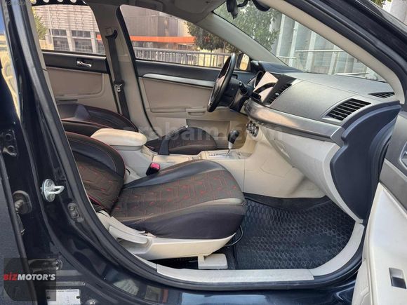 2.SAHİBİNDEN LANCER 2011 MODEL 1.5 İNVİTE 198 BİN KM OTOMATİK