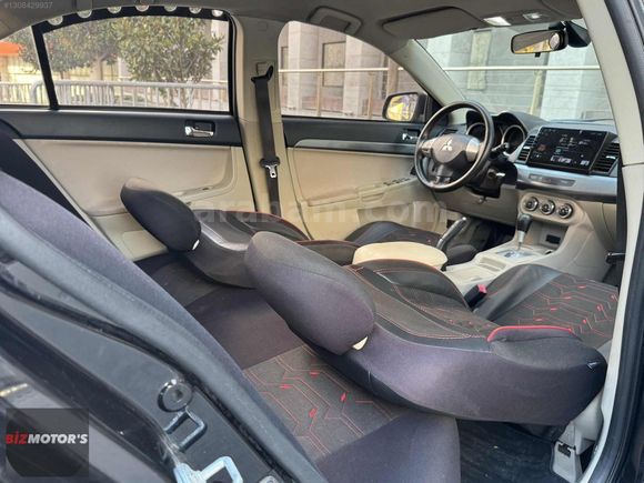 2.SAHİBİNDEN LANCER 2011 MODEL 1.5 İNVİTE 198 BİN KM OTOMATİK