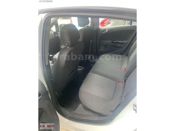 BB AUTO'DAN OPEL CORSA