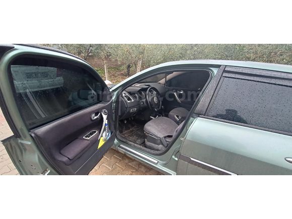 Sahibinden Renault Megane 1.6 Dynamique 2004 Model