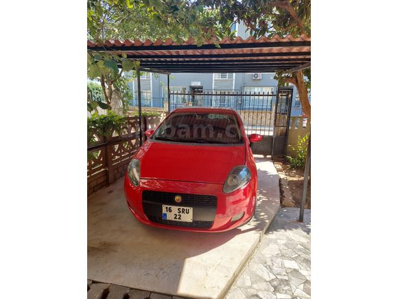 Sahibinden Fiat Punto Grande 1.4 Fire Dynamic 2006 Model  262.000 km Kırmızı