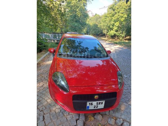 Sahibinden Fiat Punto Grande 1.4 Fire Dynamic 2006 Model  262.000 km Kırmızı