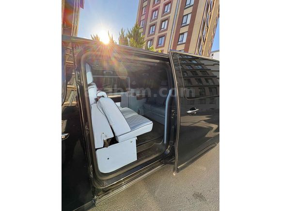 Sahibinden Peugeot Expert Traveller 2.0 BlueHDI 2022 Model 