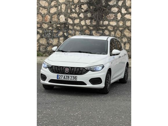 HATASIZ -BOYASIZ-88.KM İLK SAHIBINDEN OTOMATİK ARAÇ TAKASINA AÇIK 