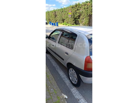 Sahibinden Renault Clio 1.6 RT 2000 Model