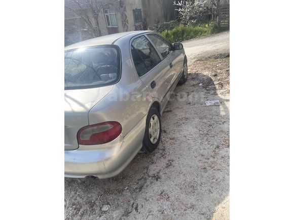 Sahibinden Hyundai Accent 1.3 LX 1999 Model 
