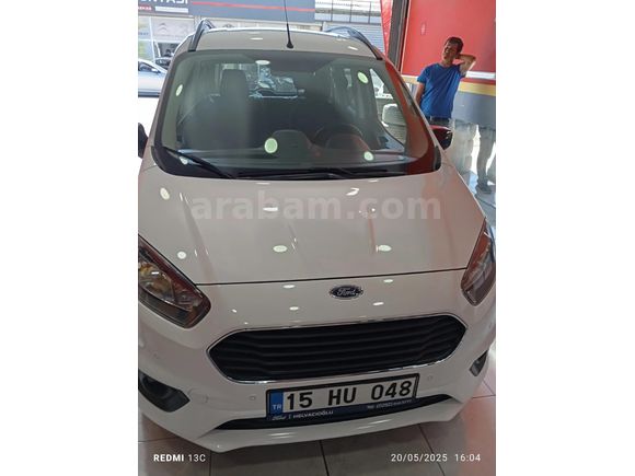 Sahibinden Ford Tourneo Courier 1.5 TDCi Titanium Plus 2022 Model