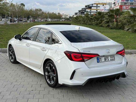 Sahibinden Honda Civic 1.5 i-VTEC Executive Plus 2023 Model 