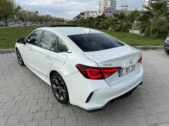 Sahibinden Honda Civic 1.5 i-VTEC Executive Plus 2023 Model 