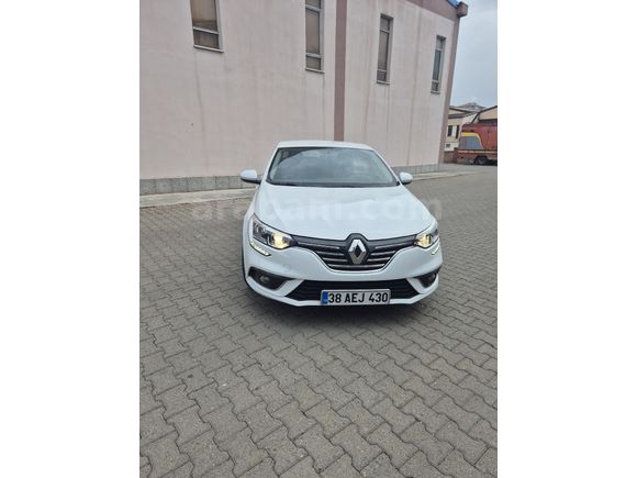 Sahibinden Renault Megane 1.3 TCe Joy 2020 Model