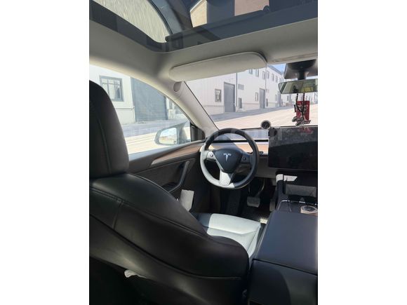 Sahibinden Tesla Model Y Performance 2023 Model 