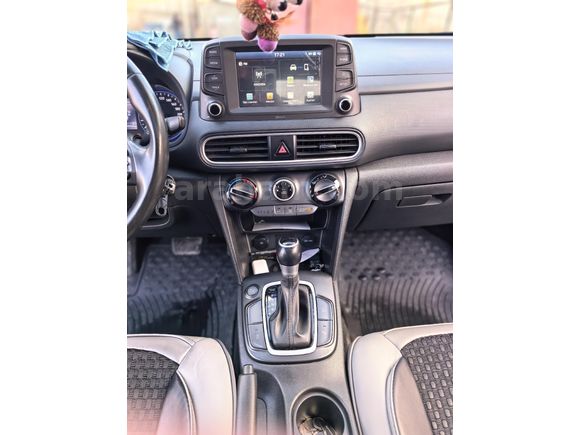 HYUNDAİ KONA Sahibinden Hyundai Kona 1.6 CRDI Smart 2020 Model  95.000 km Beyaz