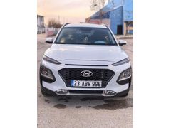 HYUNDAİ KONA Sahibinden Hyundai Kona 1.6 CRDI Smart 2020 Model  95.000 km Beyaz