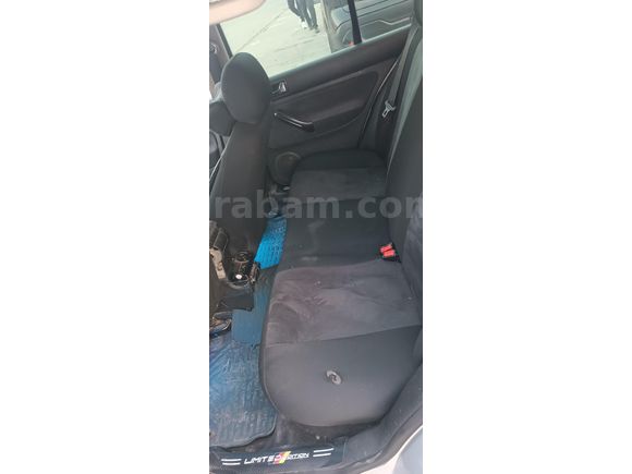 Sahibinden Volkswagen Golf 1.6 2000 Model  416.000 km Gri