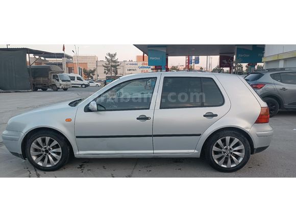 Sahibinden Volkswagen Golf 1.6 2000 Model  416.000 km Gri