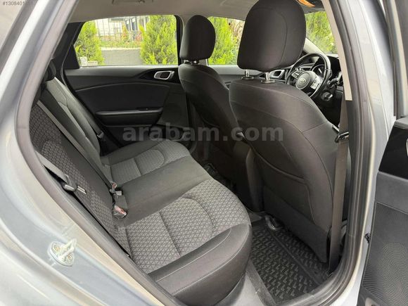 Yetkili Servis Bakımlı-2020 Kia Cee'd-Dizel Otomatik-116.000 KM