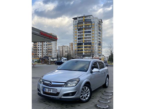 Sahibinden Opel Astra 1.3 CDTI Enjoy Elegance 2011 Model  207.000 km Gri (titanyum)