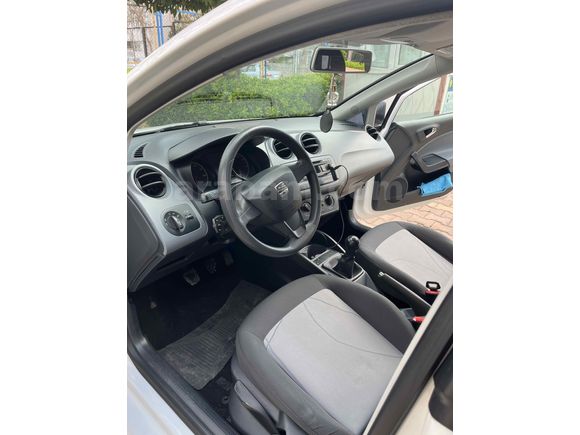 Sahibinden Seat Ibiza 1.4 Reference 2014 Model  153.000 km Beyaz