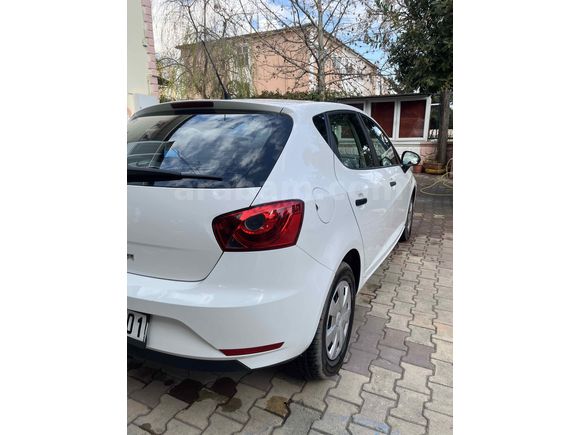 Sahibinden Seat Ibiza 1.4 Reference 2014 Model  153.000 km Beyaz