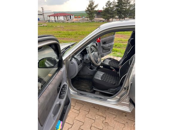 Sahibinden Hyundai Accent 1.5 CRDi Admire 2005 Model