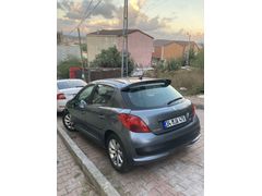 Sahibinden Peugeot 207 1.4 HDi Trendy 2009 Model 