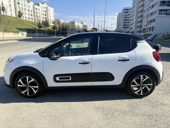 Acil Satılık Citroen C3 1.2 PureTech Shine 2023 Model 
