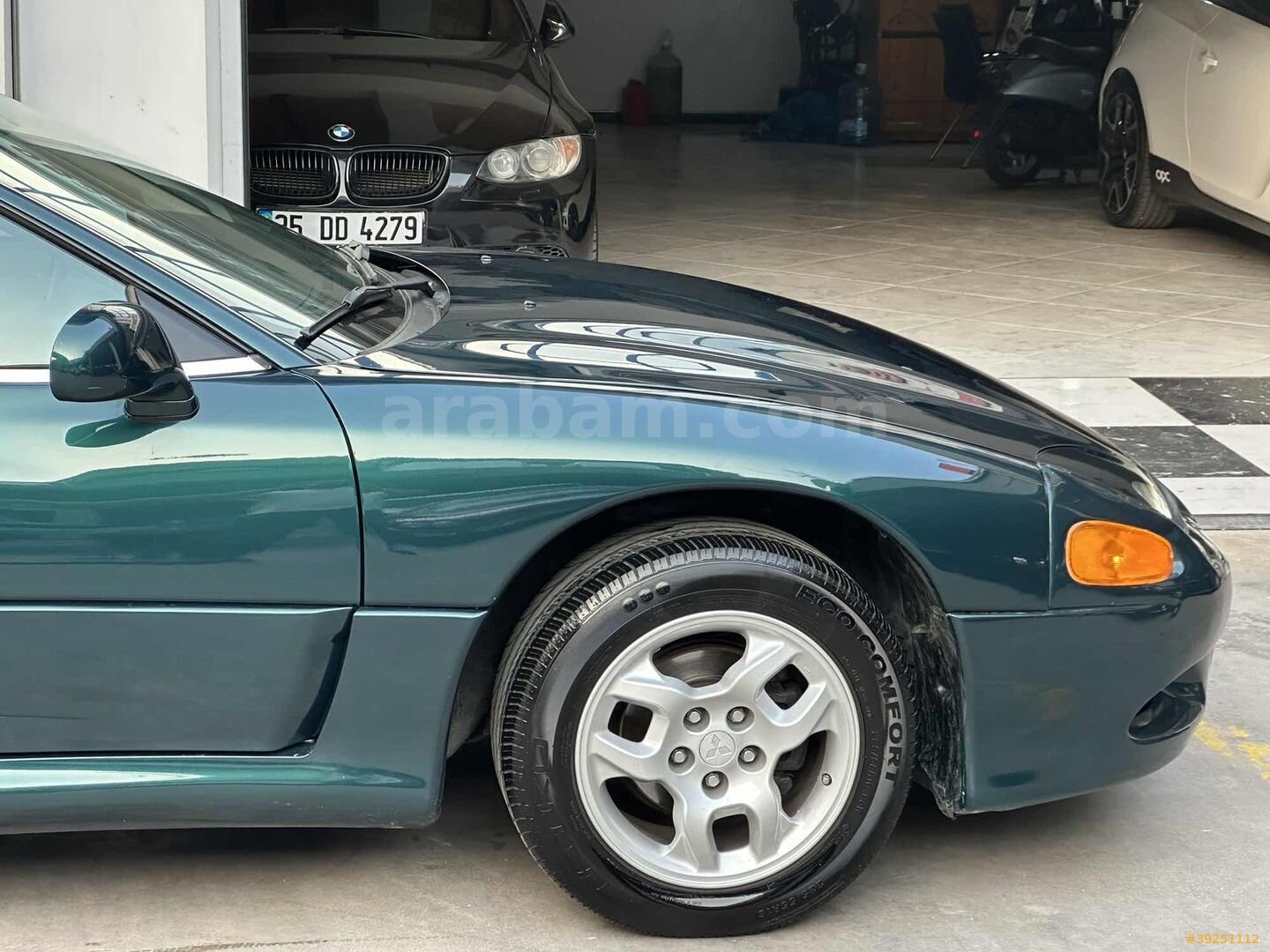 Galeriden Mitsubishi 3000GT 1997 Model İzmir 64.000 km Yeşil 3