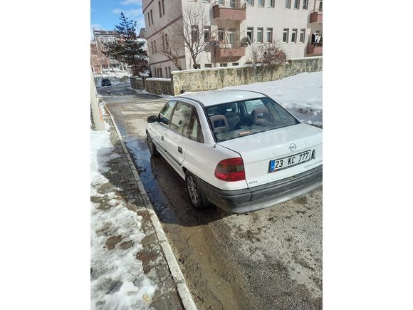 Sahibinden Opel Astra 1.4 GL 2001 Model 