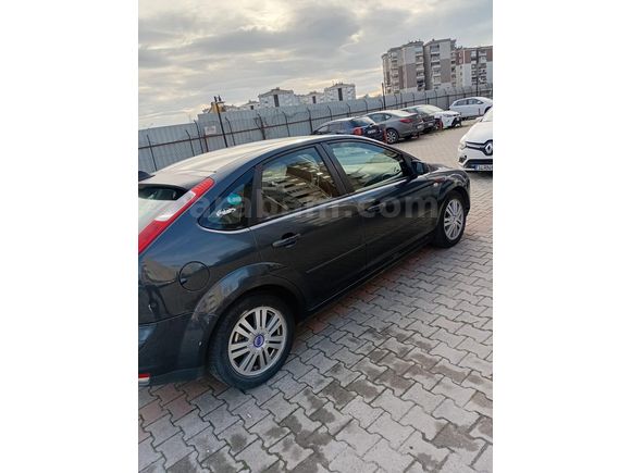 Sahibinden Ford Focus 1.6 Trend 2006 Model