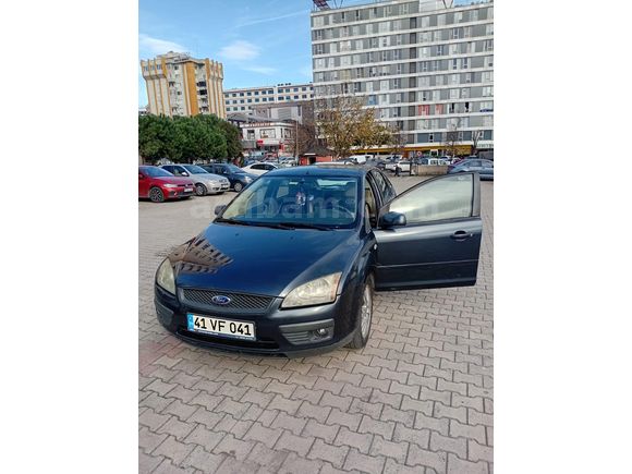 Sahibinden Ford Focus 1.6 Trend 2006 Model