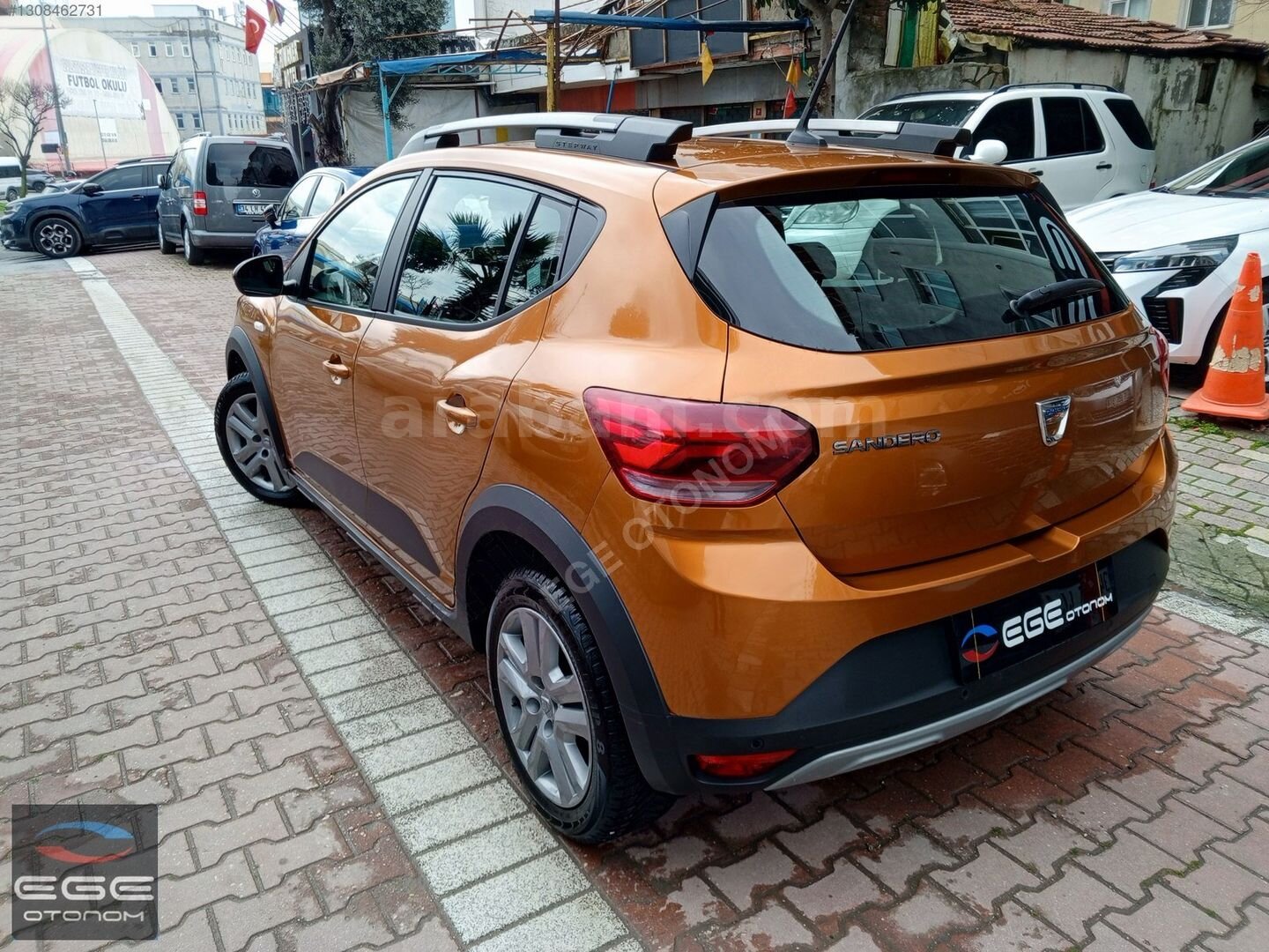 Galeriden Dacia Sandero 1.0 TCe Prestige 2022 Model İstanbul 158.000 km Turuncu 7