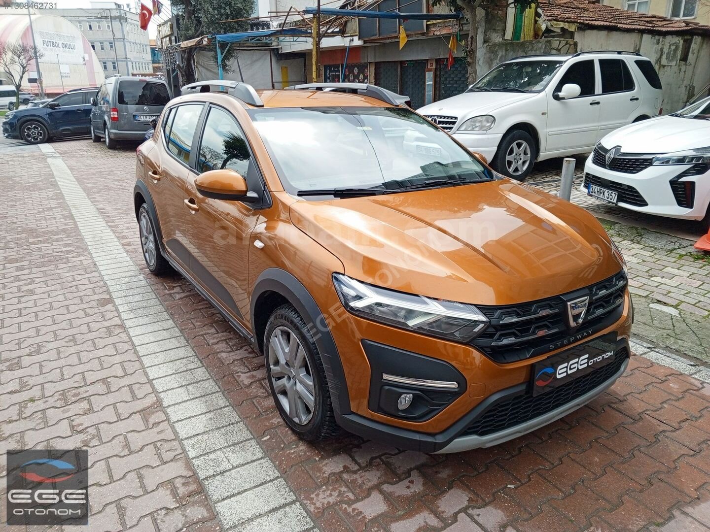 Galeriden Dacia Sandero 1.0 TCe Prestige 2022 Model İstanbul 158.000 km Turuncu 6
