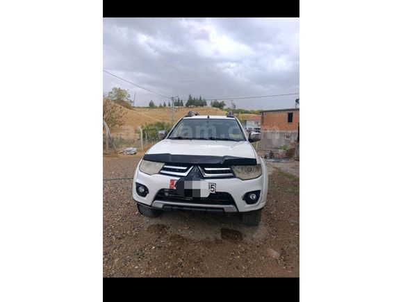 Sahibinden Mitsubishi L 200 4x4 Intense 2014 Model temiz
