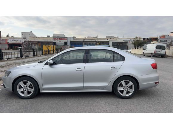 SAHİBİNDEN HATASIZ ACİL SATILIK JETTA