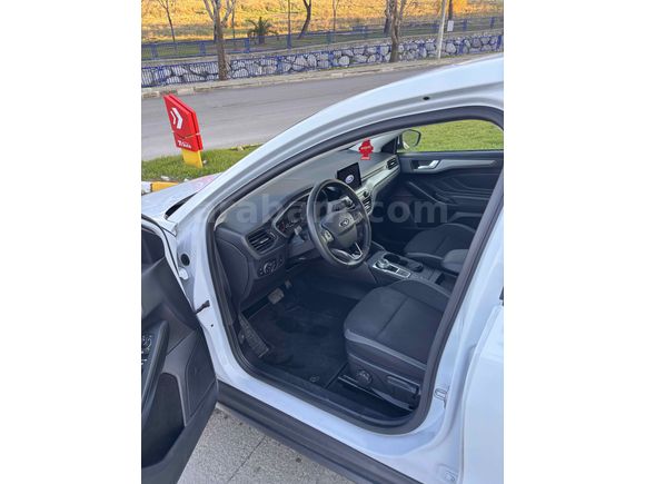 Sahibinden Ford Focus 1.5 TDCi Trend X 2023 Model 