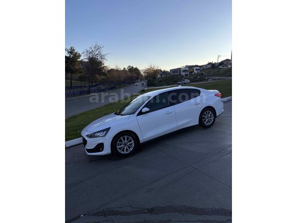 Sahibinden Ford Focus 1.5 TDCi Trend X 2023 Model 